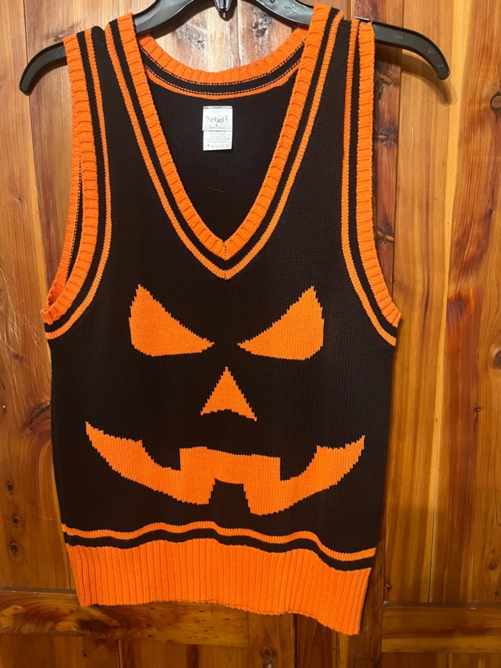 Like NEW sweater vest